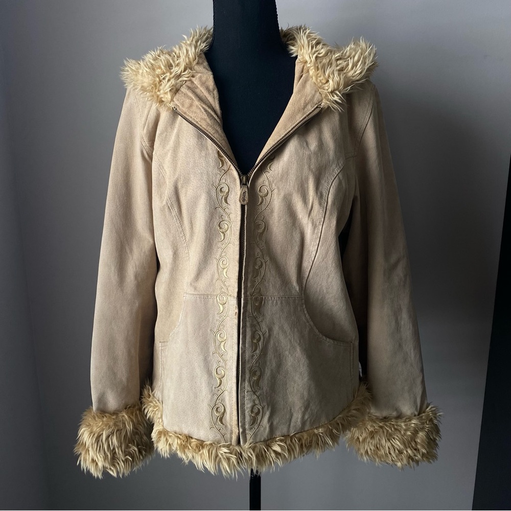 Junior’s Vintage MUDD Penny Lane Coat Beige embroidered leather Size large